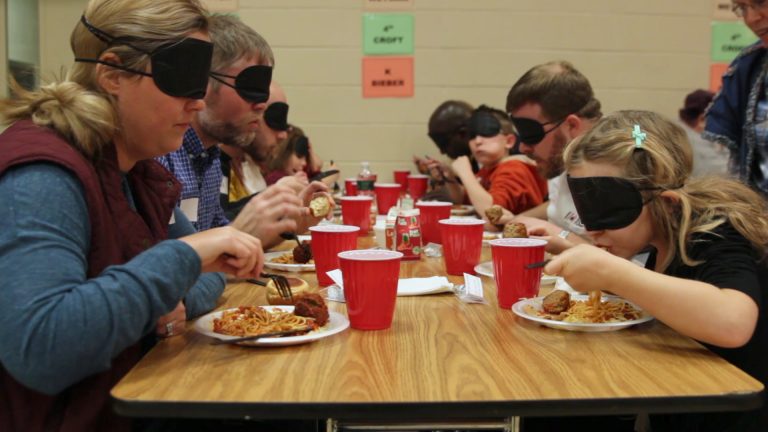 What’s on the menu when Dining in the Dark?