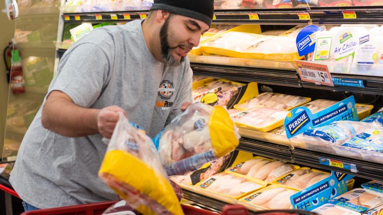 East Penn Mfg Employee Wins United Way Shopping Spree