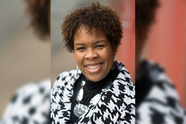 Women2Women Honors Crystal Gilmore Harris with Athena Award