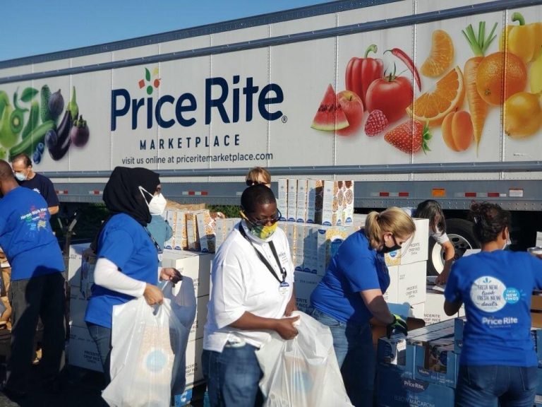 Food & Essentials Provided to 400 Reading Families in Need